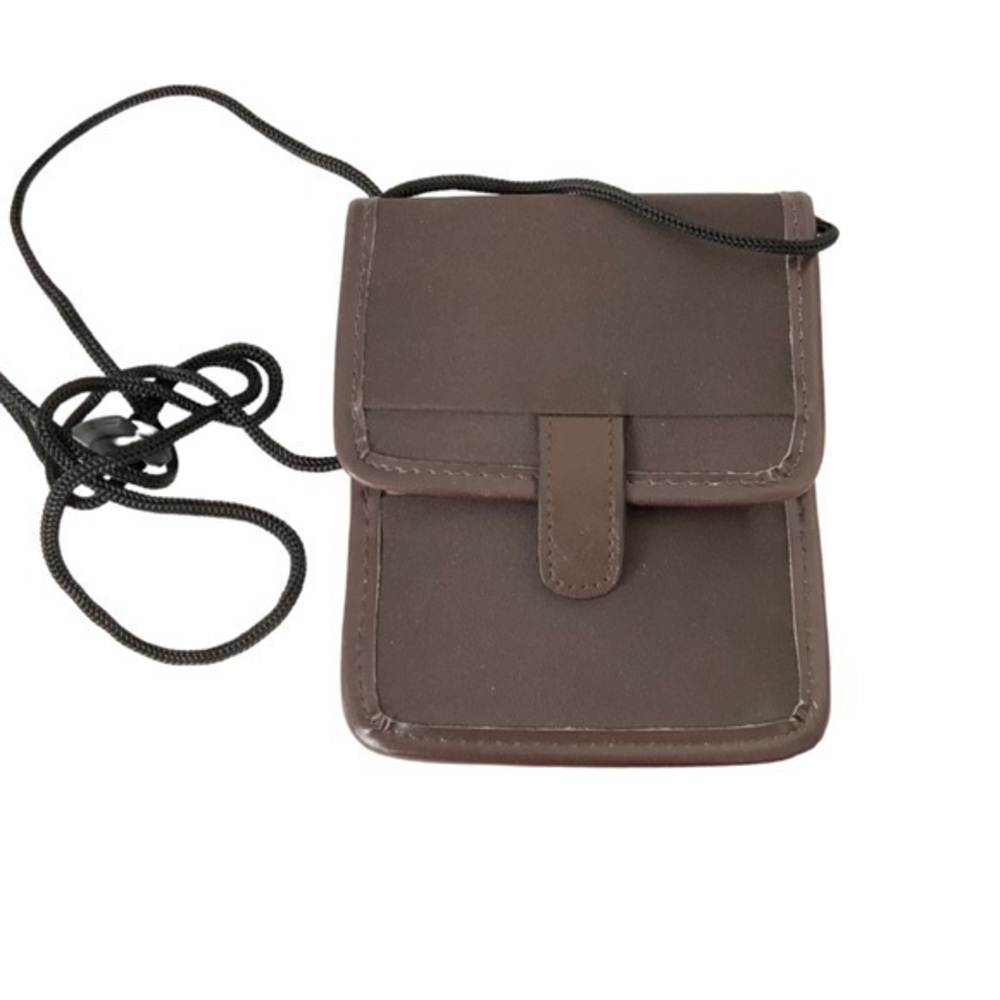 Transpotante brown faux leather passport crossbody bag‎